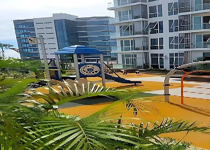 Mactan Newtown Executive Себу
